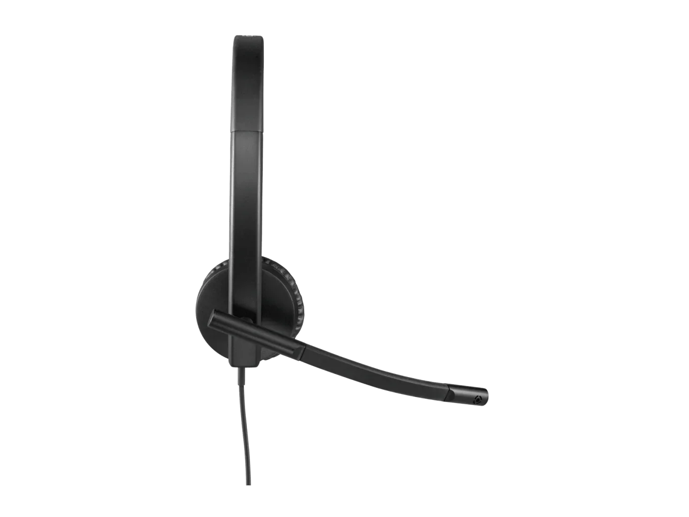 Logitech H570e kulaklık mikrofonlu yan görünüş, USB bağlantılı siyah headset.